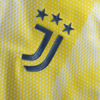 Juventus away 24/25